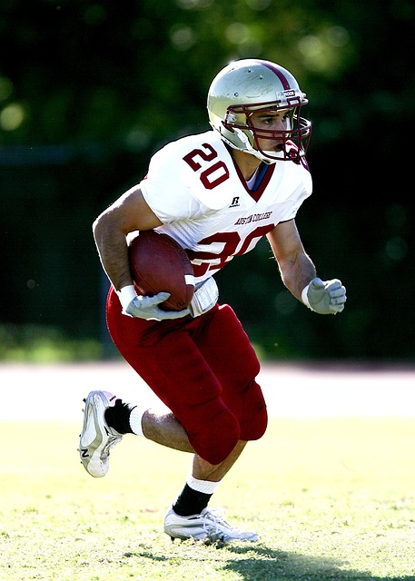 哈兰德通过 哈兰德通过