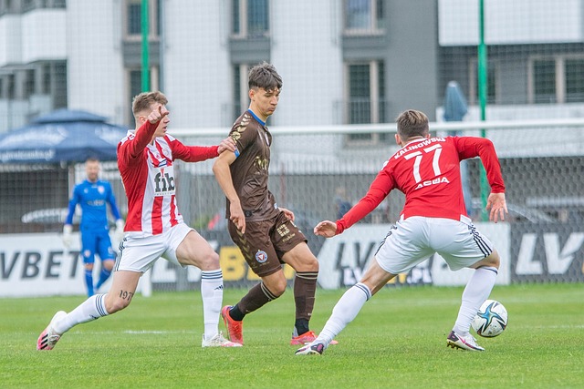 跑在这片古 跑在这片古